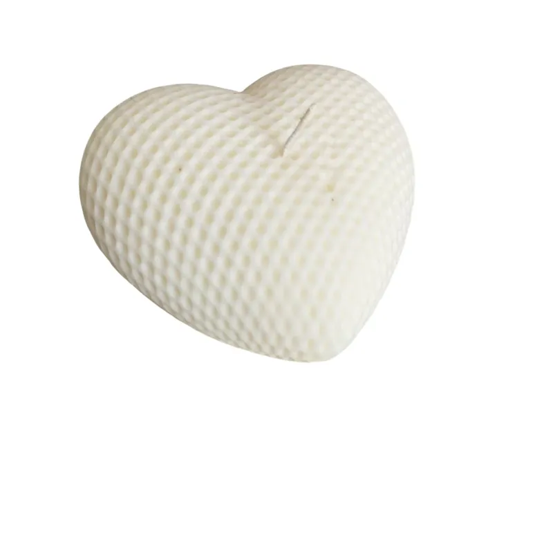 Zamów teraz Świeca ekologiczna sojowa dekoracyjna "Sweet Heart" 98x40mm biała -