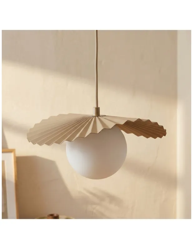 Wybór klientów Lampa wisząca kula szklana z plisowanym kloszem Flora 20cm mokka / opal Emibig