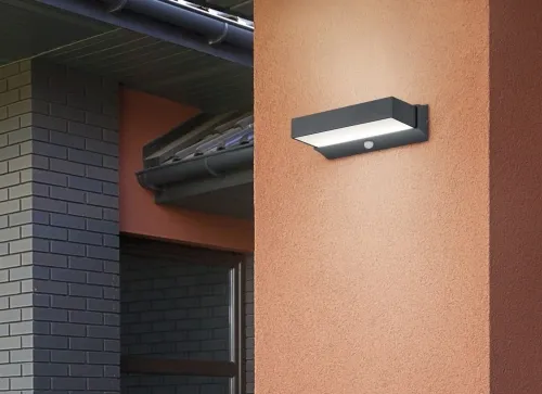 Hit sprzedaży Lampa zewnętrzna ogrodowa elewacyjna ścienna Trio 226669242 Cuando LED 11W 3000K IP54 czujnik ruchu zmierzchu antracyt